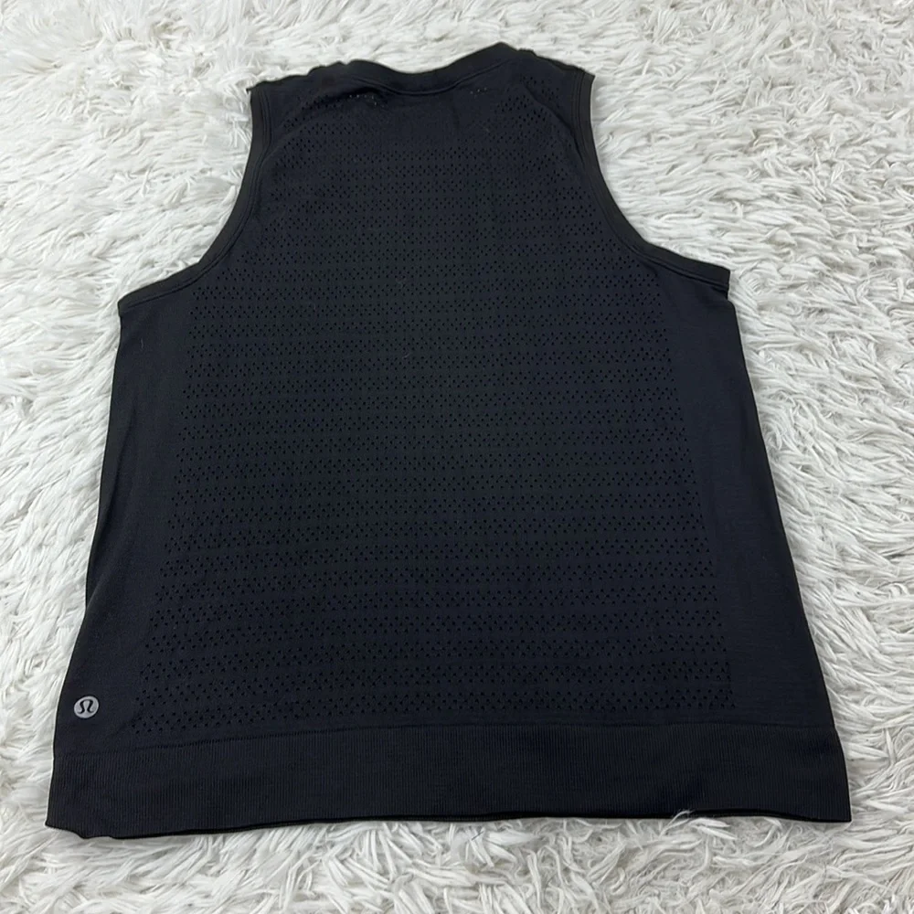 Lululemon Breeze By Muscle Tank Black / Black